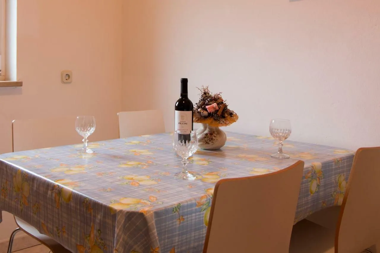 Apartments Filip Fazana Croatia
