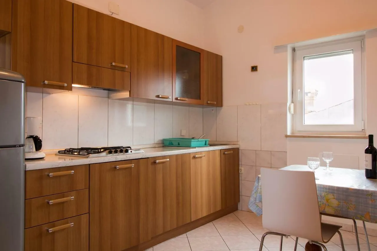 Apartments Filip Fazana Croatia